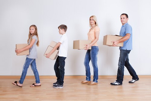 Legal terms and governing law for UK storage services